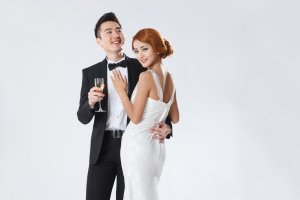 隆胸後效果圖：你真的瞭解術後效果嗎？
